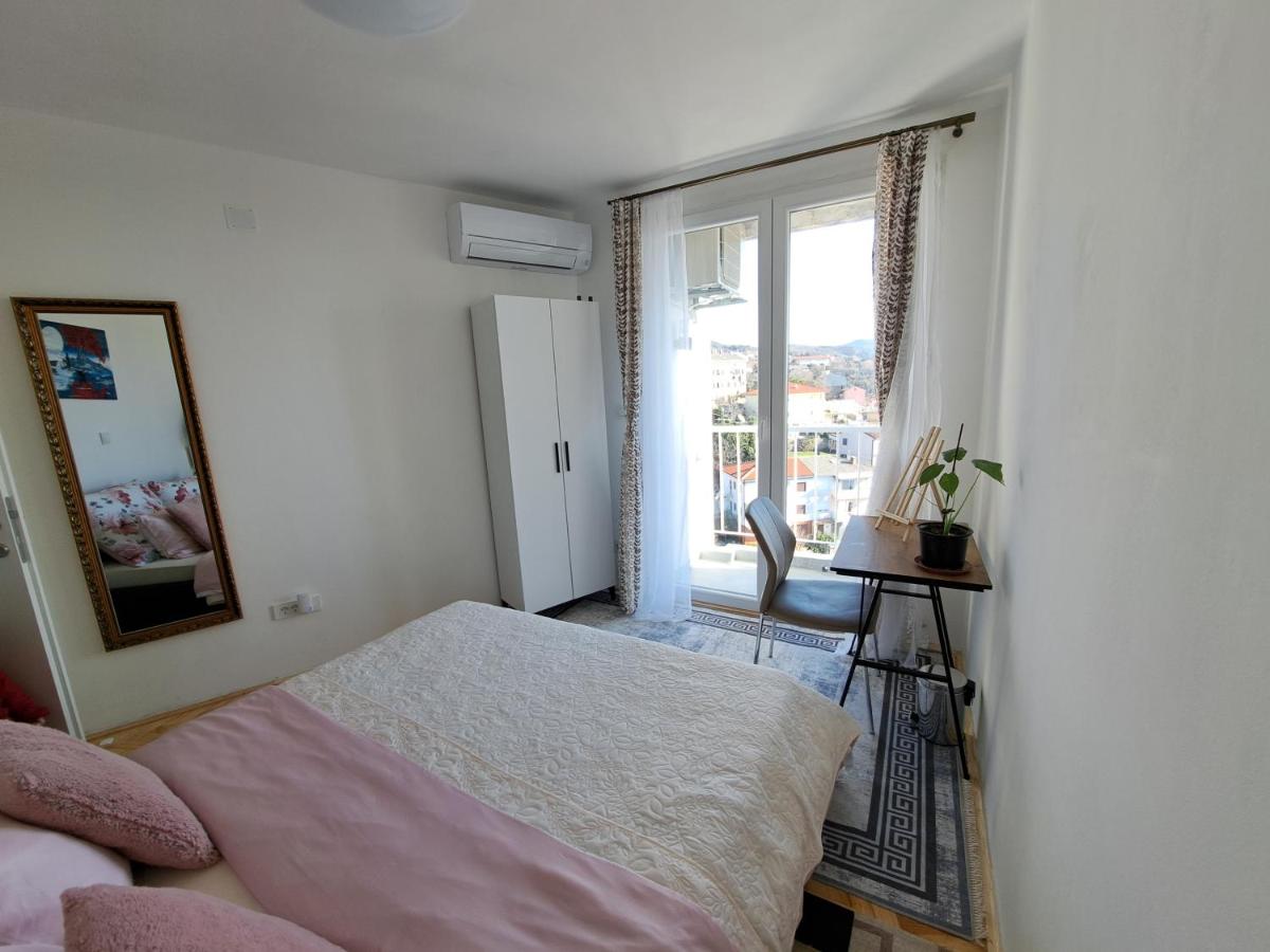 Room 1.2 of Apartman Karolina